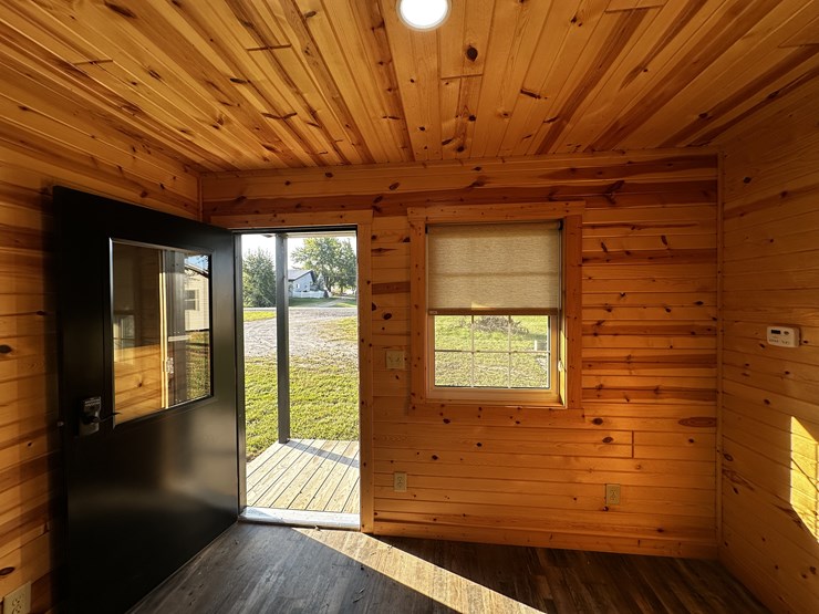 #1703-•-fully-finished-portable-cabin-image-50