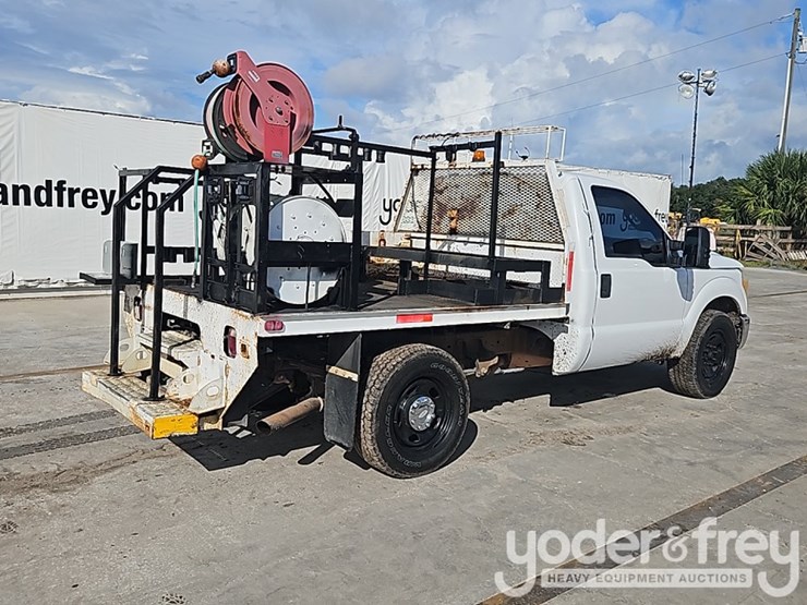 2011-ford-f350-image-5