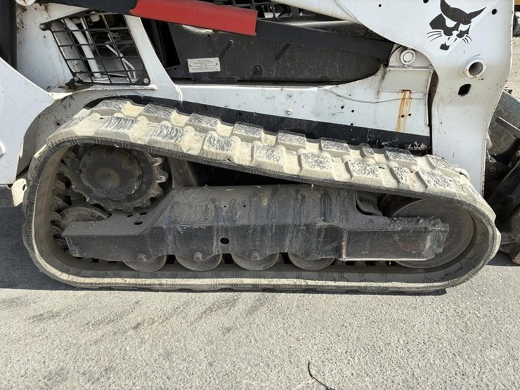 2016-bobcat-t590-image-6