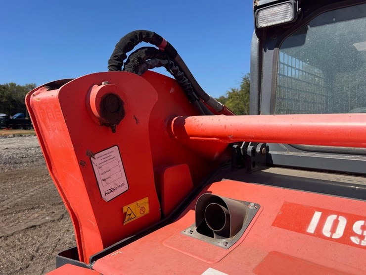 kubota-svl75-2-image-21
