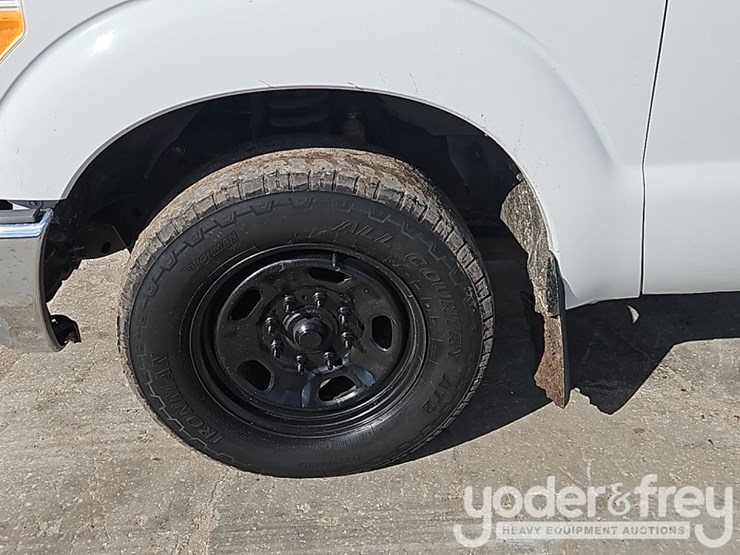 2011-ford-f350-image-11