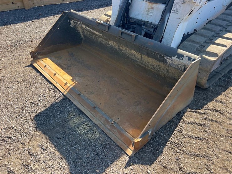 2021-bobcat-t740-image-9