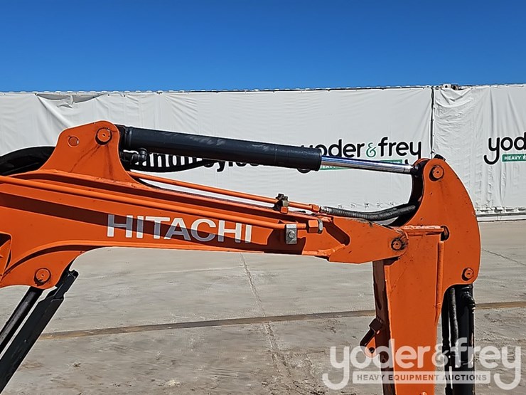 2022-hitachi-zx17u-image-14