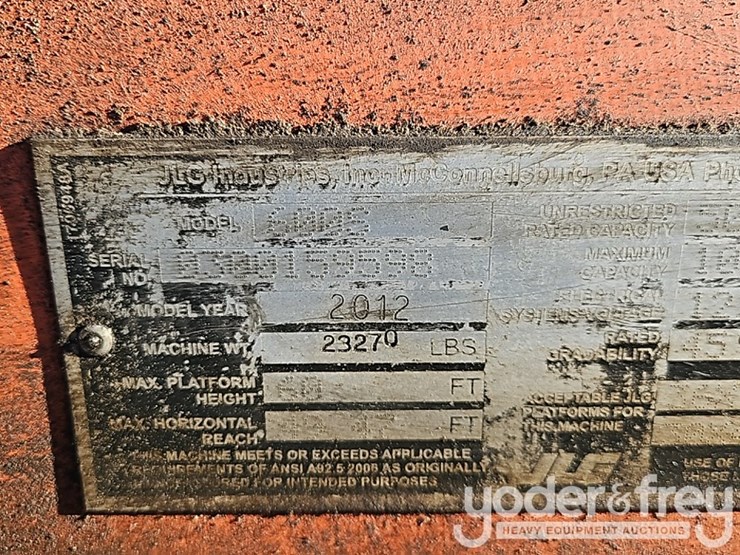 2012-jlg-600s-image-23