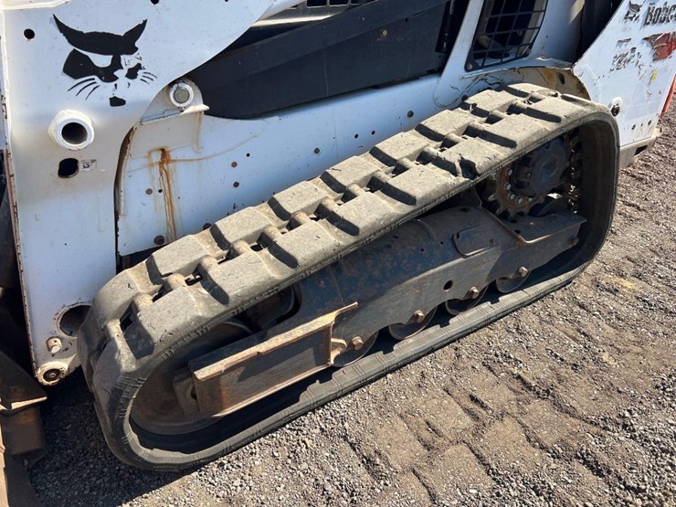2019-bobcat-t590-image-9