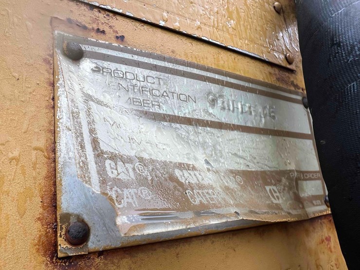 caterpillar-16g-image-14