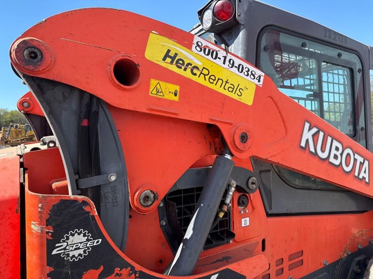 kubota-ssv65-image-13