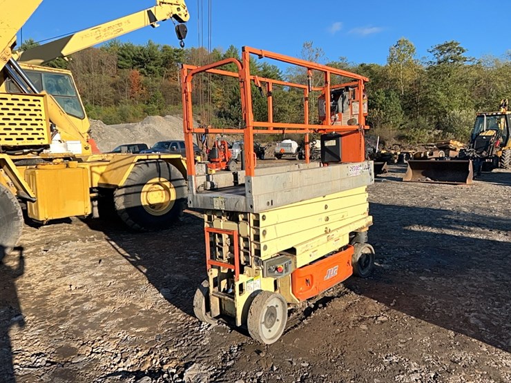 jlg-2630es-image-5