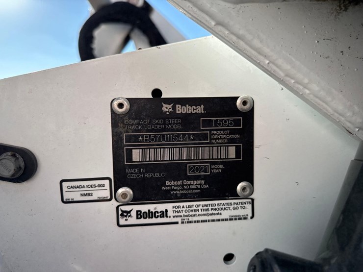 2021-bobcat-t595-image-9