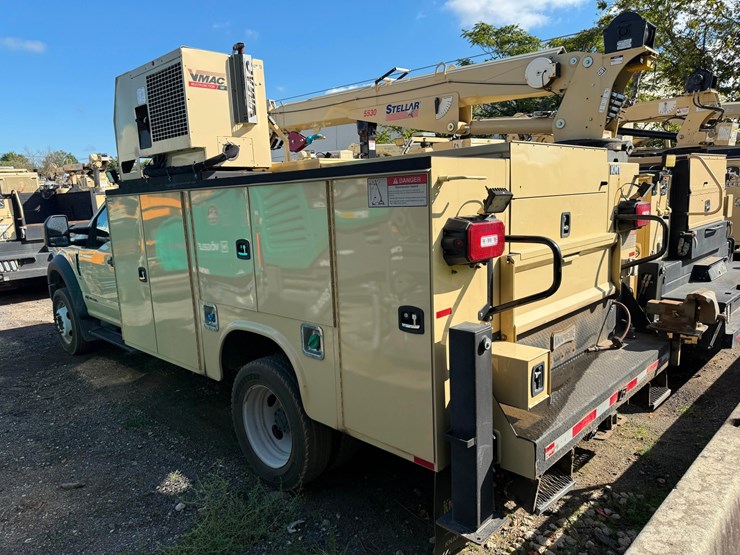 2019-ford-f550-xl-image-4