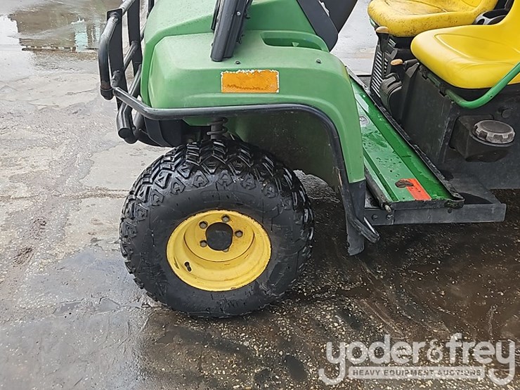 2014-john-deere-gator-tx-image-11