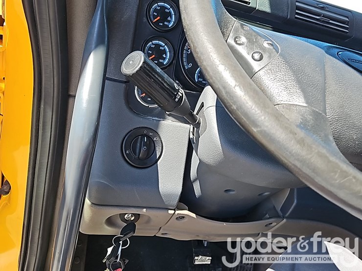 2018-freightliner-cascadia-113-image-34