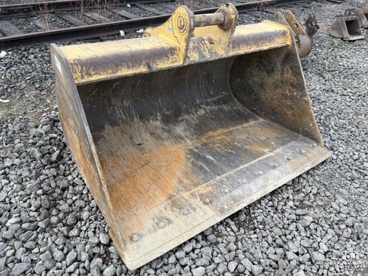 caterpillar-312e-image-1