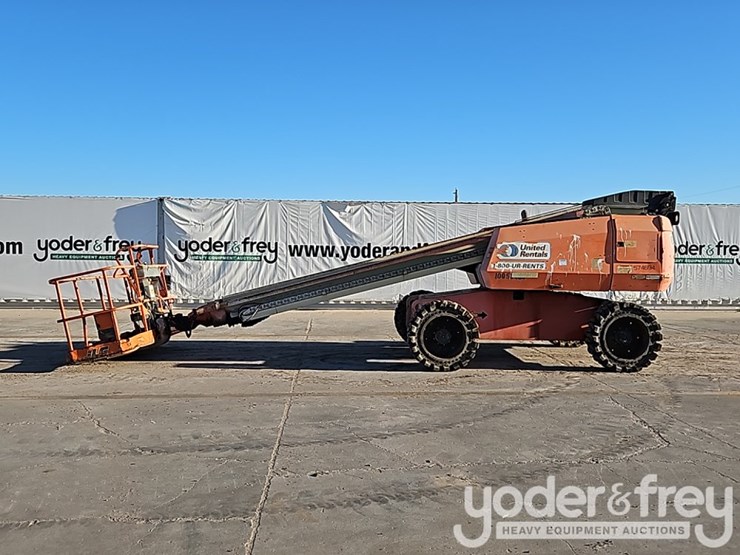 2012-jlg-600s-image-3
