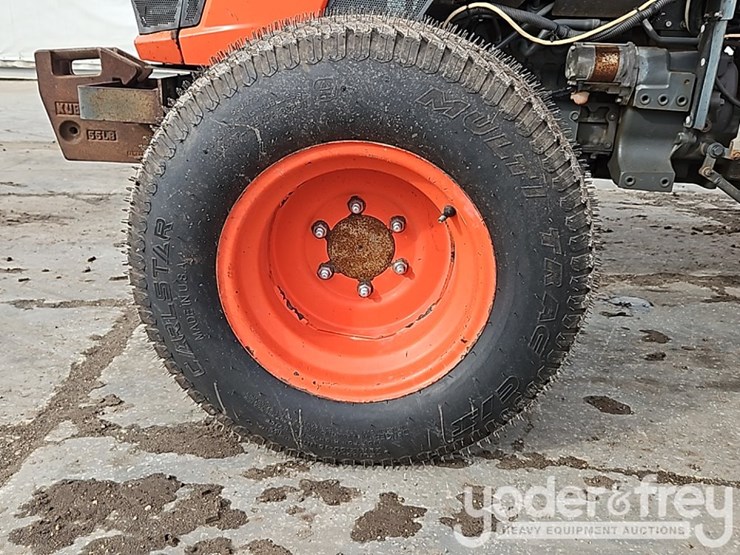 2016-kubota-mx5200hst-image-16