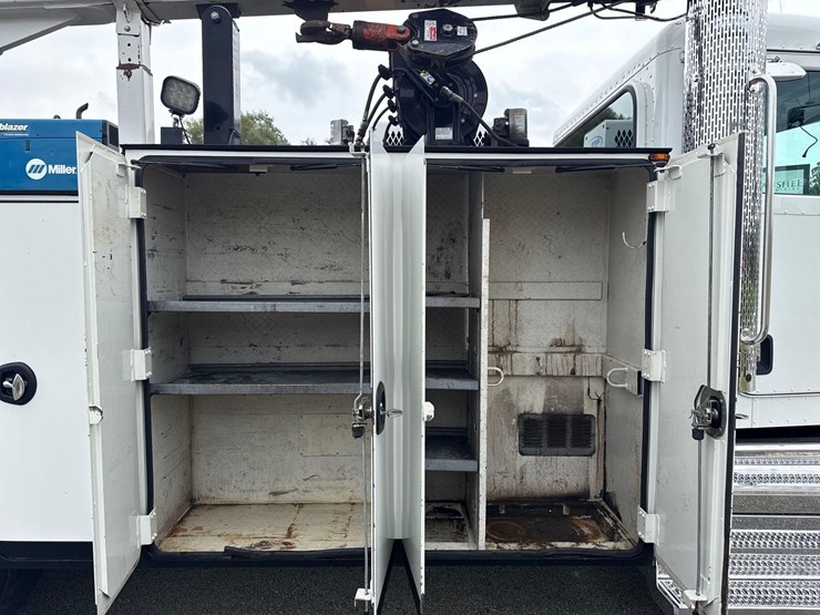 2018-peterbilt-337-image-20