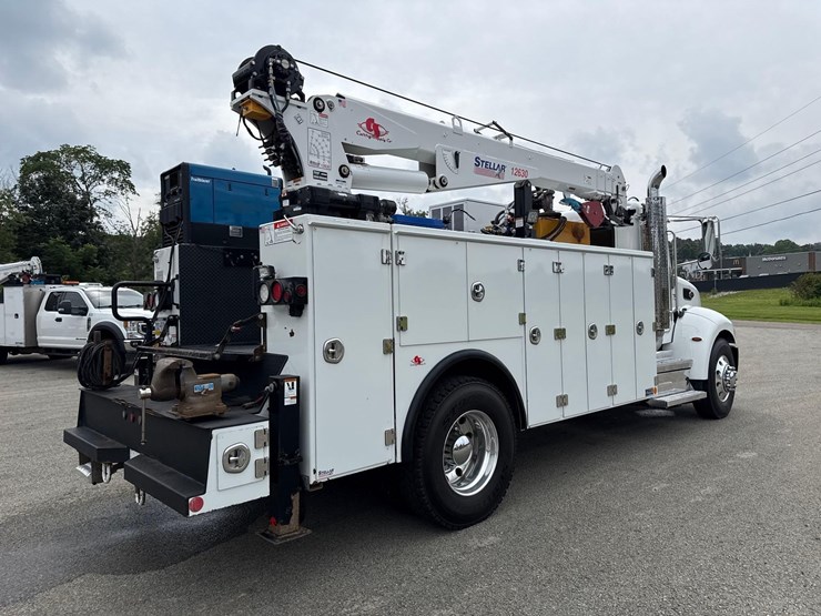 2021-peterbilt-337-image-5