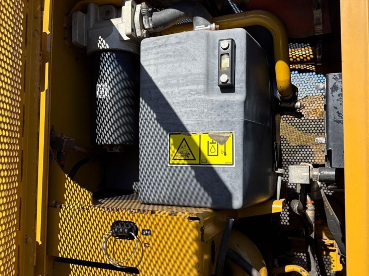 caterpillar-16m-vhp-image-21