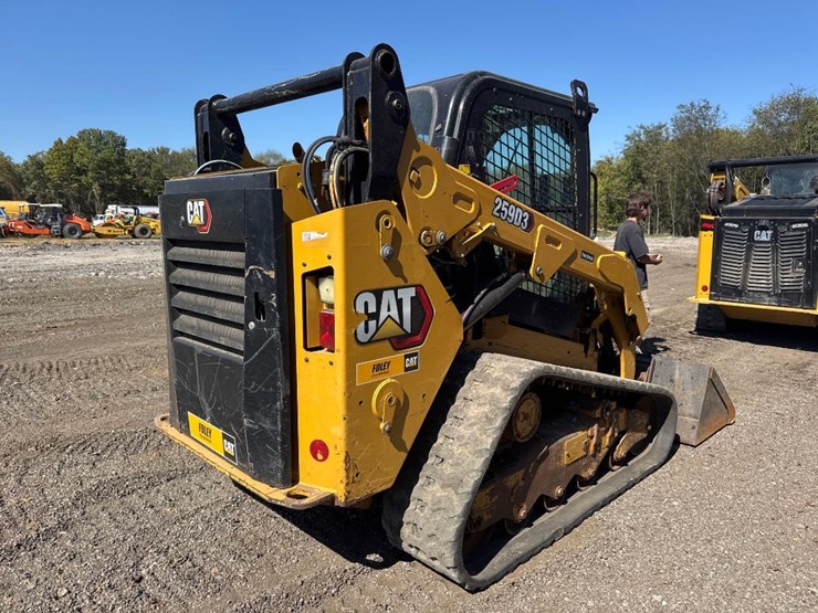 2021-caterpillar-259d3-image-4