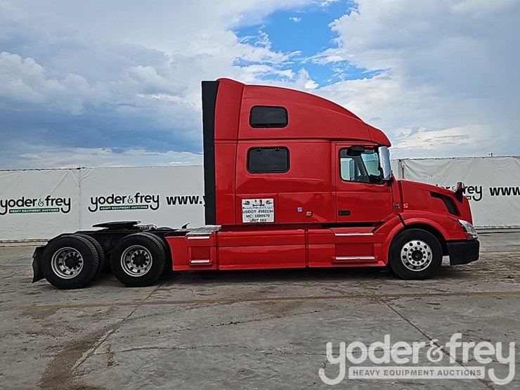 2016-volvo-vnl-image-6