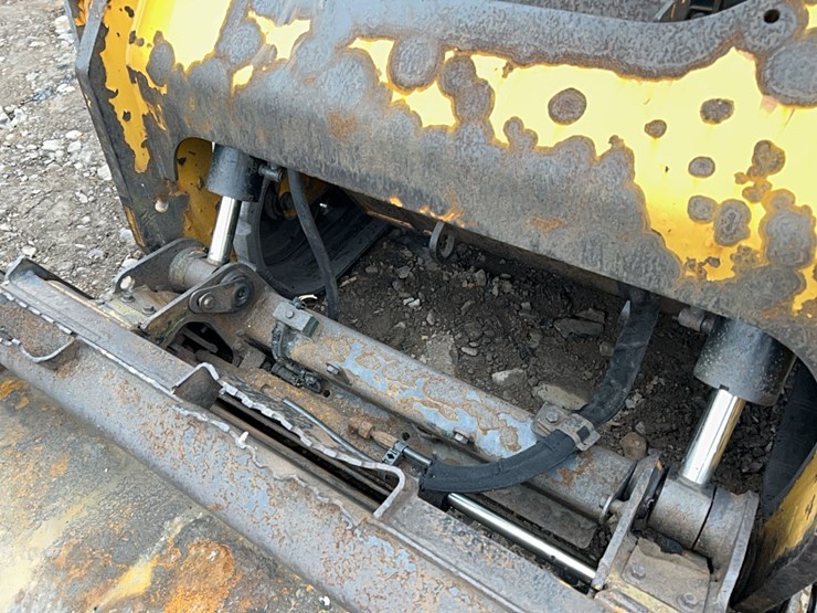 2018-caterpillar-279d-image-17