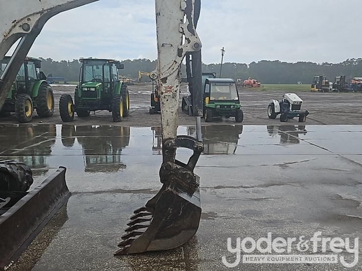 2012-bobcat-e55-image-17