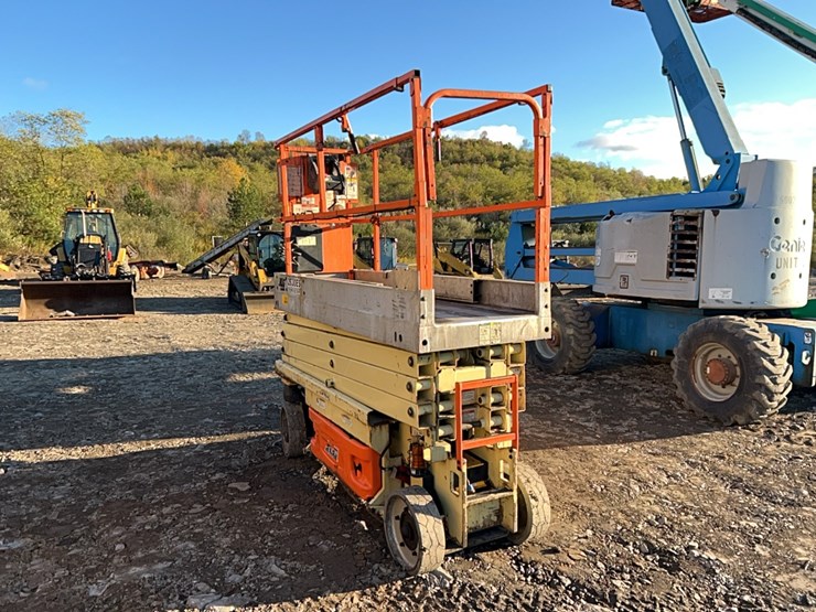 jlg-2630es-image-4