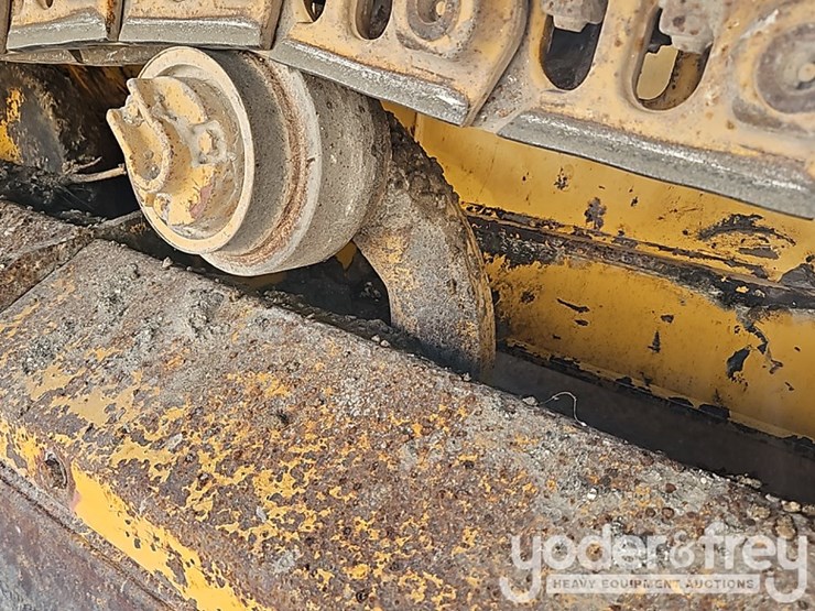 deere-650h-lgp-image-11