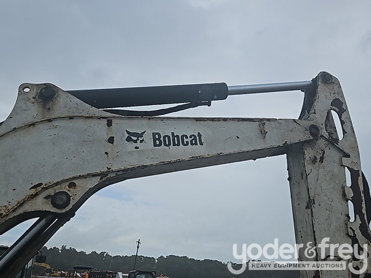 2012-bobcat-e55-image-16