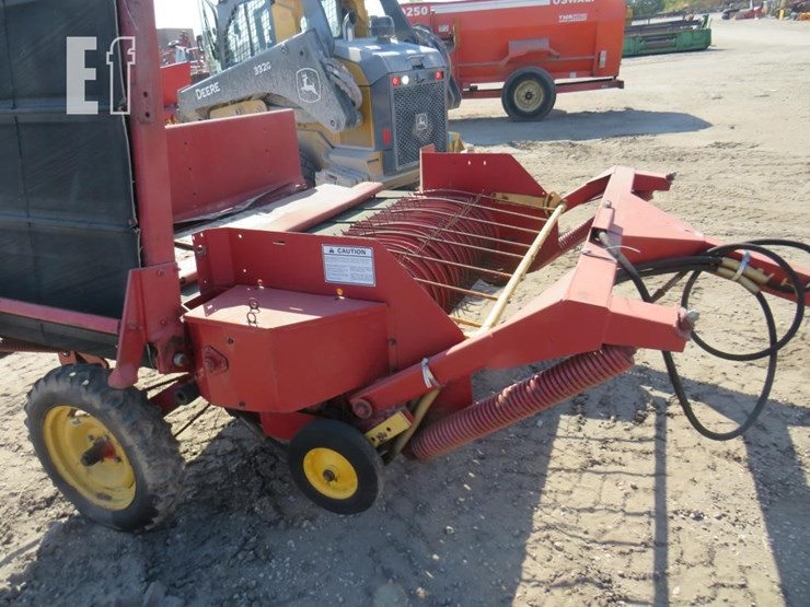 new-holland-166-image-3