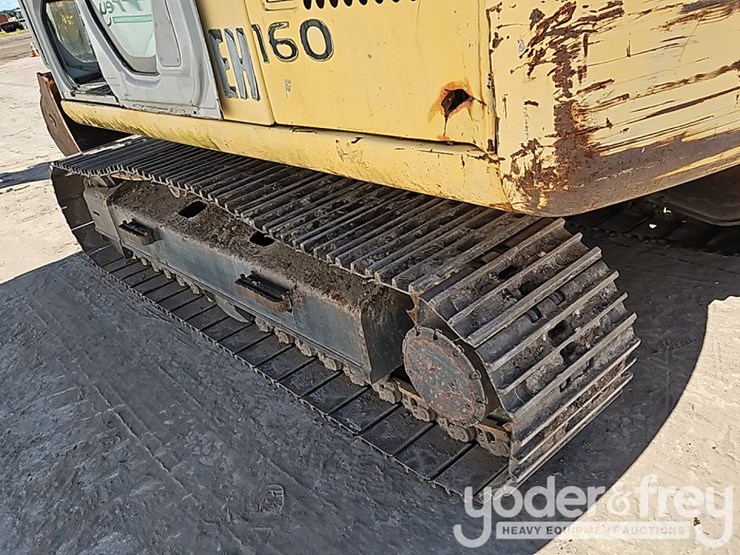 2004-new-holland-eh160-image-25