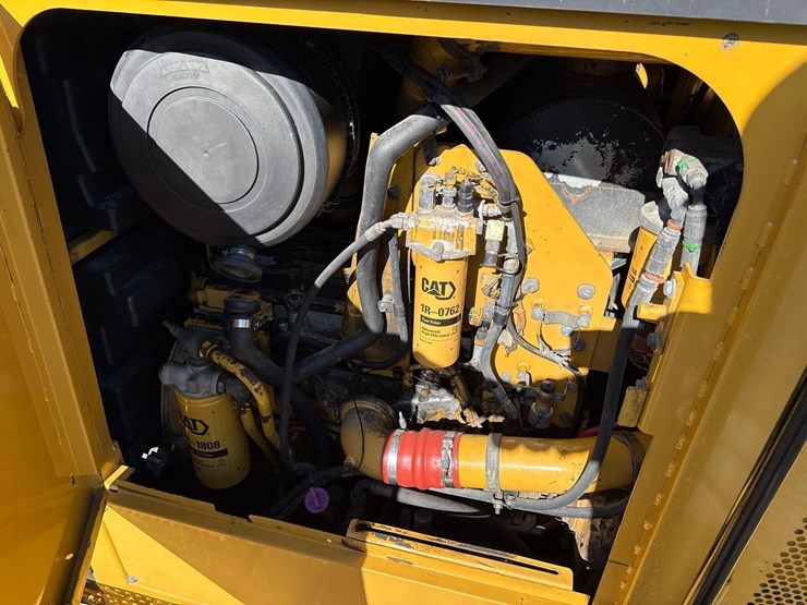 caterpillar-16m-vhp-image-22