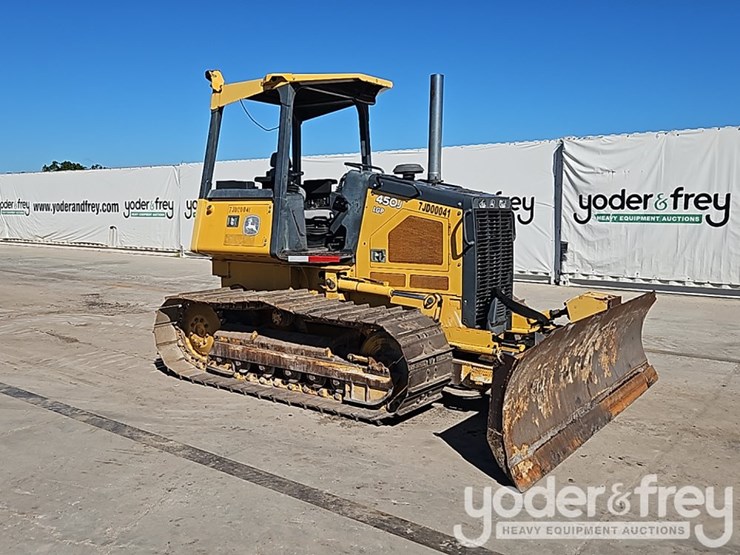 2015-deere-450j-image-7