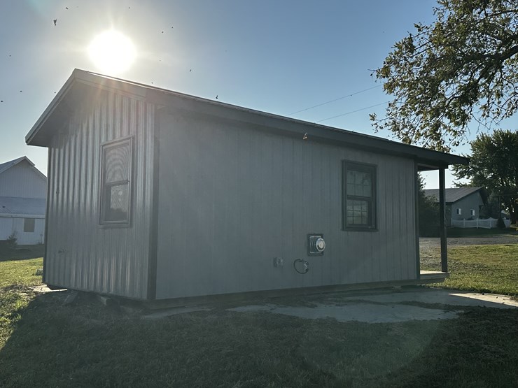 #1703-•-fully-finished-portable-cabin-image-6