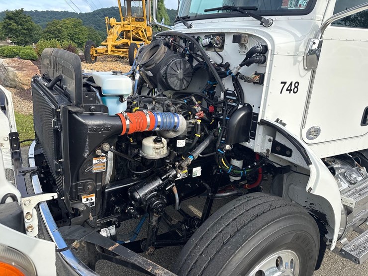 2019-peterbilt-337-image-20