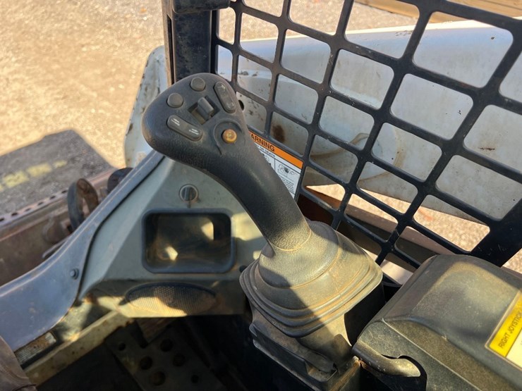 2019-bobcat-t590-image-28