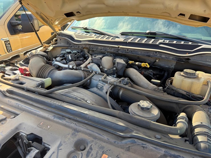 2019-ford-f550-xl-image-22