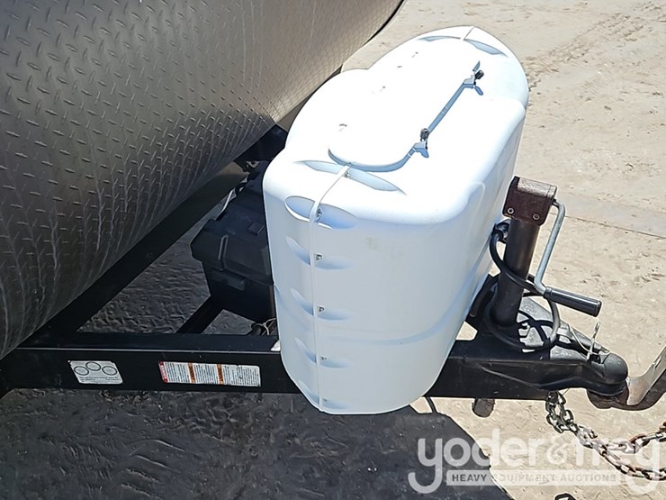 2018-35'-forest-river-shasta-oasis-30qb-travel-trailer,-one-slideout,-sleeps-8-image-10