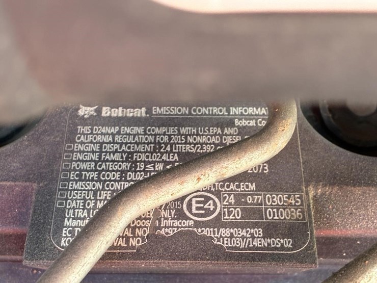 2016-bobcat-t590-image-9