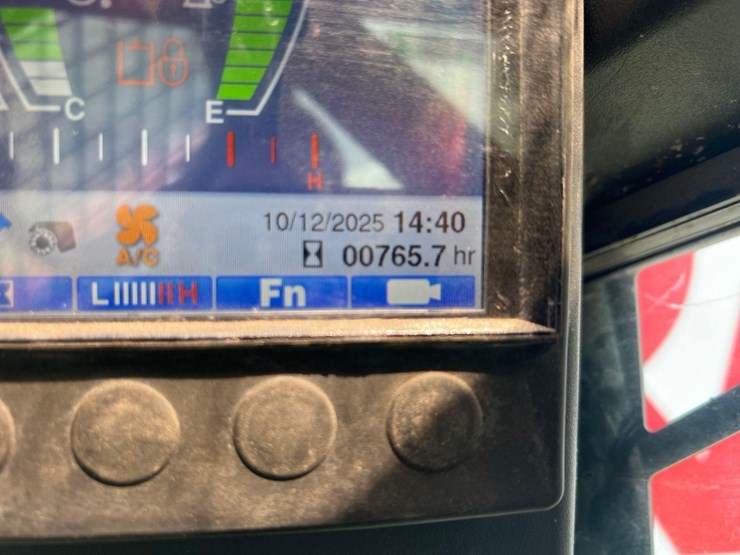 takeuchi-tl6r-image-29