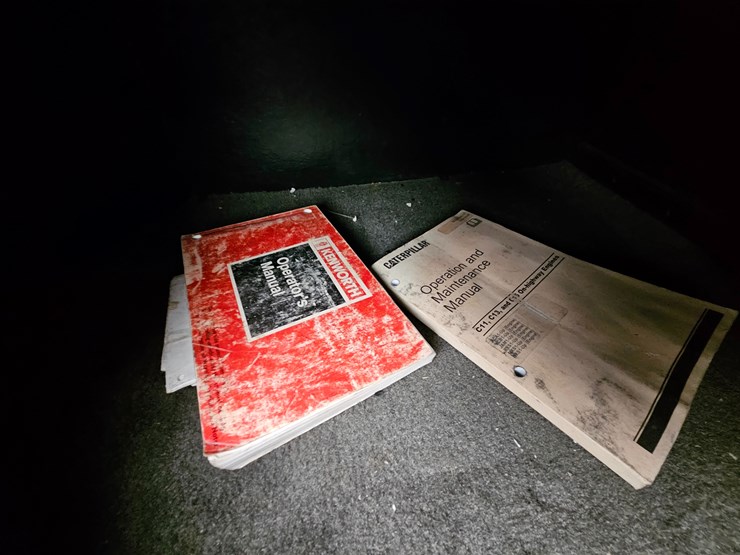 2000-kenworth-w900-image-69