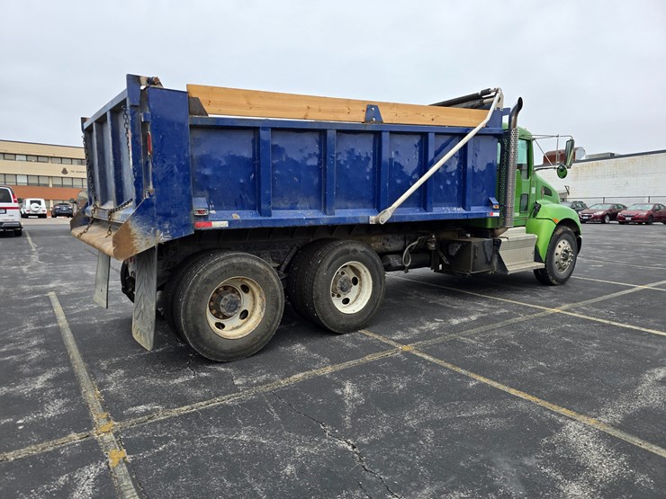 2016-kenworth-t370-image-26