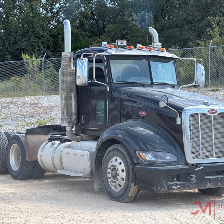 2013 PETERBILT 386