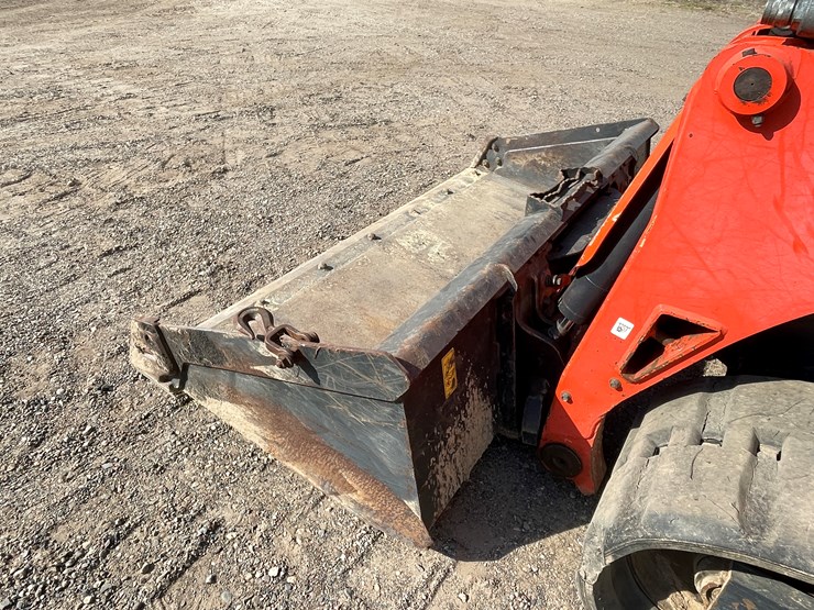 kubota-svl90-2-image-9
