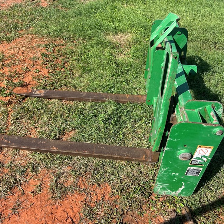 JOHN DEERE 726