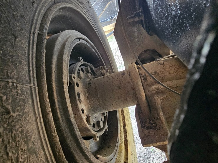 2006-sterling-l9500-image-128