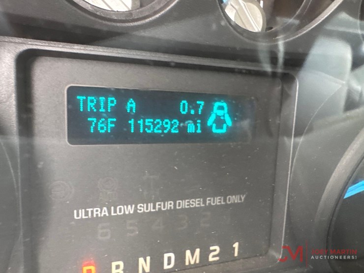 2014-ford-f550-xl-image-25