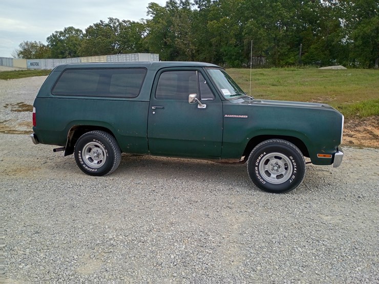 1976-dodge-ram-charger-image-15