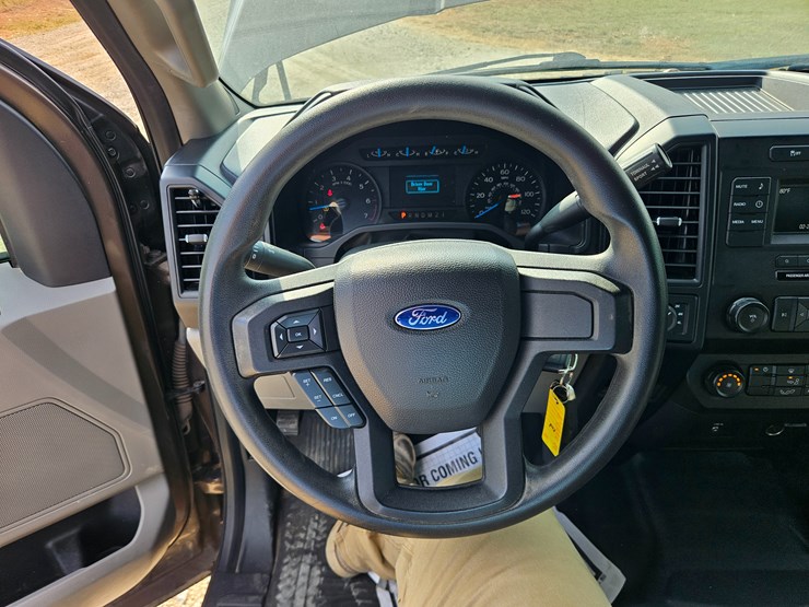 2016-ford-f150-image-47