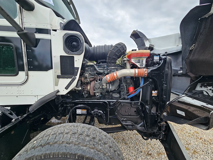 2015-kenworth-t800-image-68